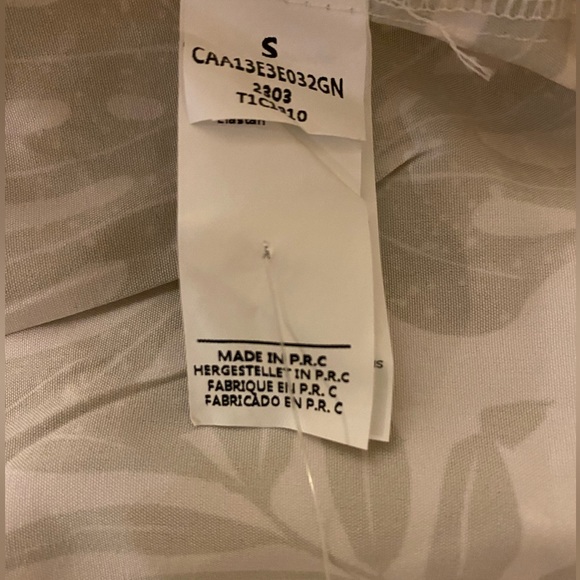 NWT Cupshe Tropical Leaf Print Bell Sleeve Romper - Picture 13 of 15